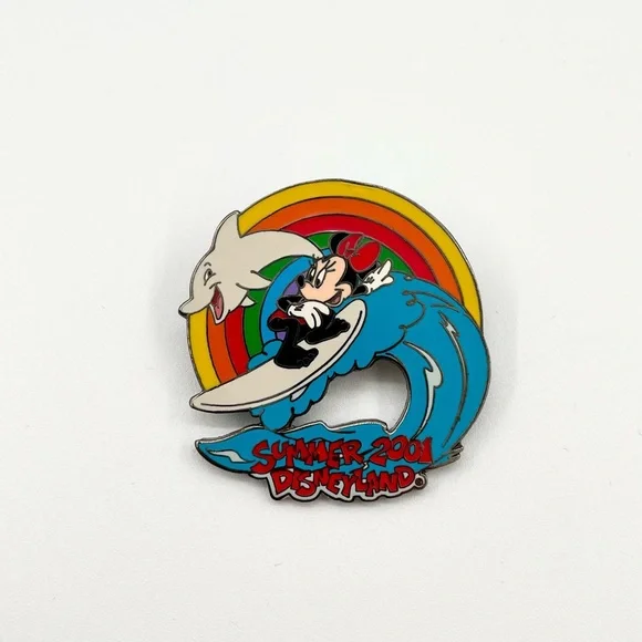 ☀️Disney Summer 2001 Pin Bundle☀️ - Picture 4 of 5